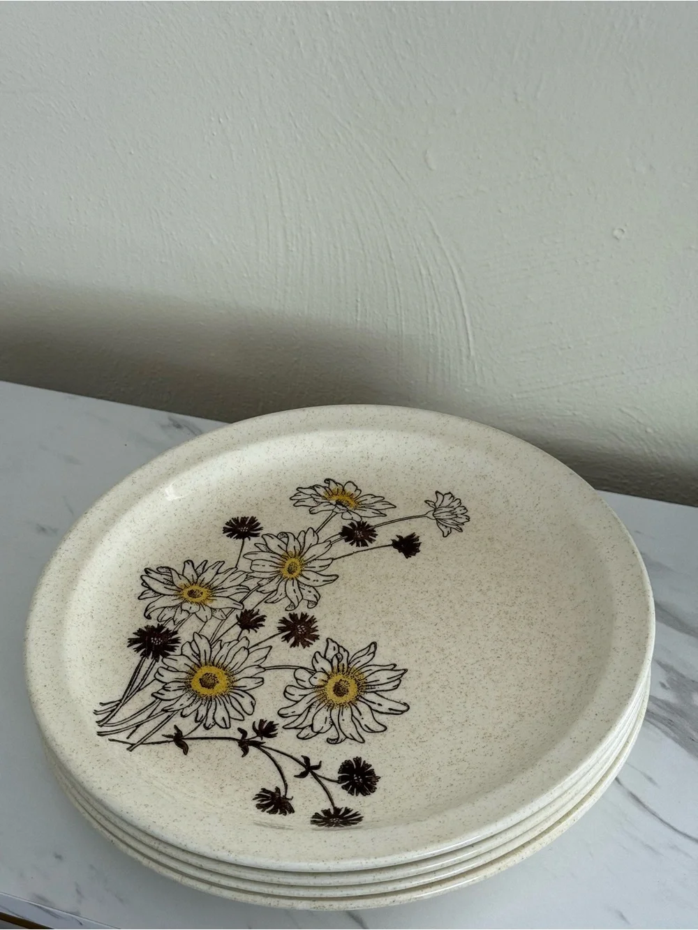 Set of 4-ROYCROFT‎ STONEWARE DAISIES FLOWERS DINNER PLATES